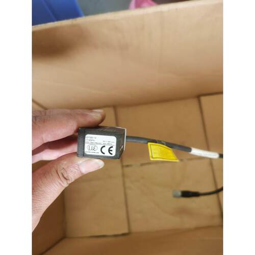 ILD1320-10 新到德国米铱激光位移感测器optoNCDT ILD1320-10现货