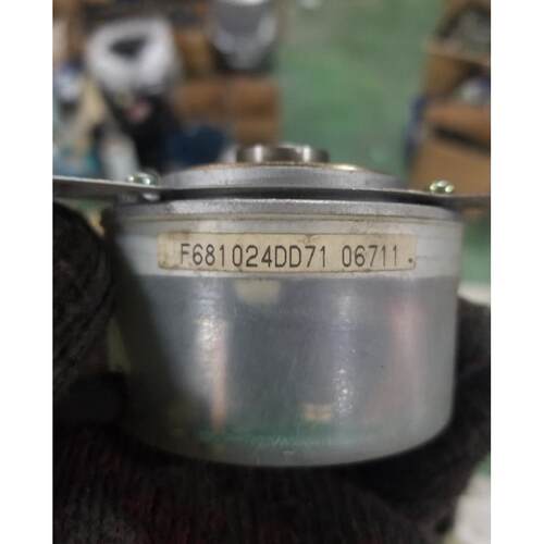 F681024DD71 三洋伺服编码器
