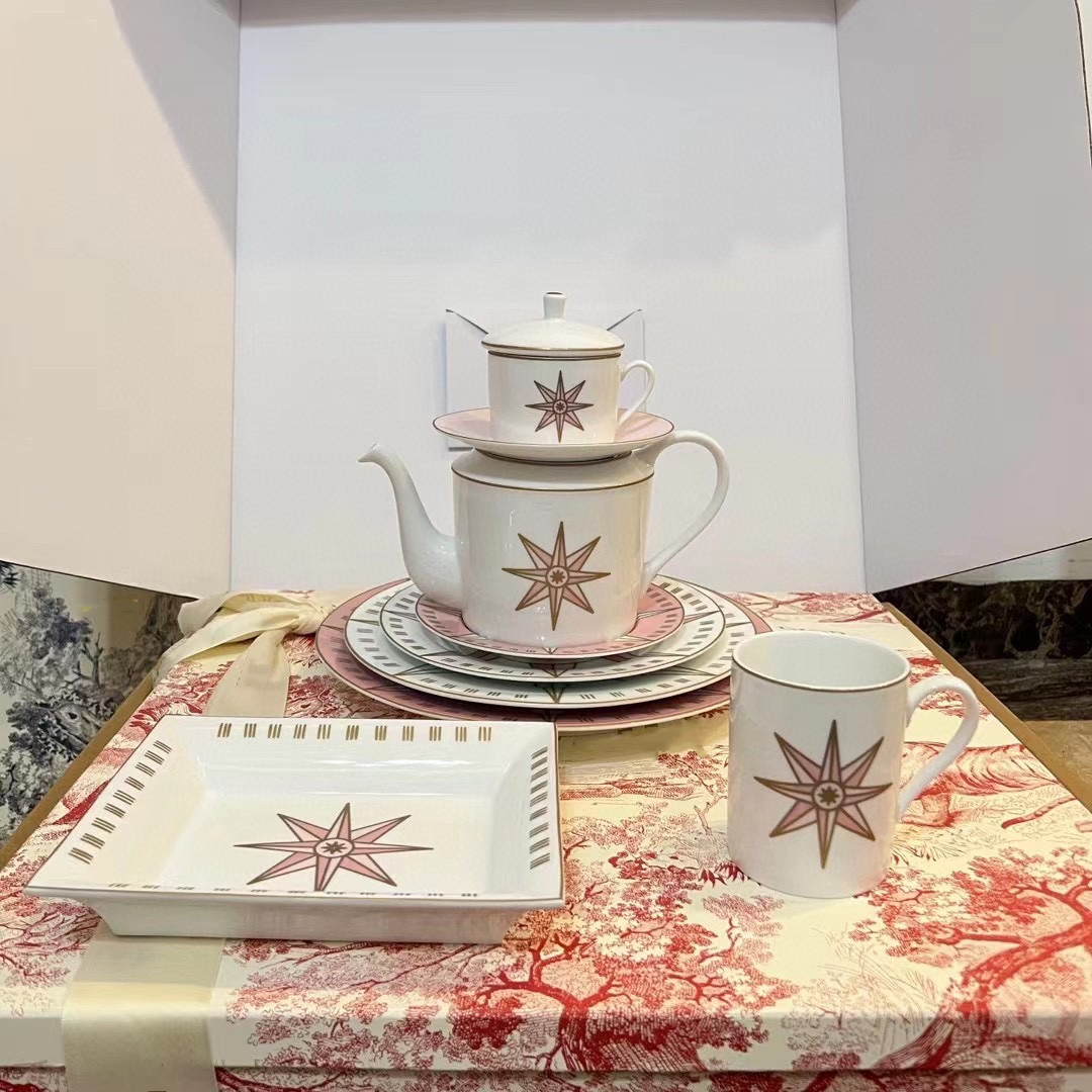 幸运星系列高档骨瓷西餐盘点心盘咖啡杯茶壶烟灰缸马克杯礼盒套装