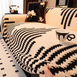 日本轻奢高级感沙发盖布冬季毛绒沙发毯子防滑沙发全盖防猫抓