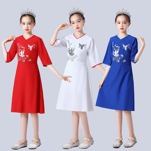 绣羚羊女童中国风新款绣花演出服