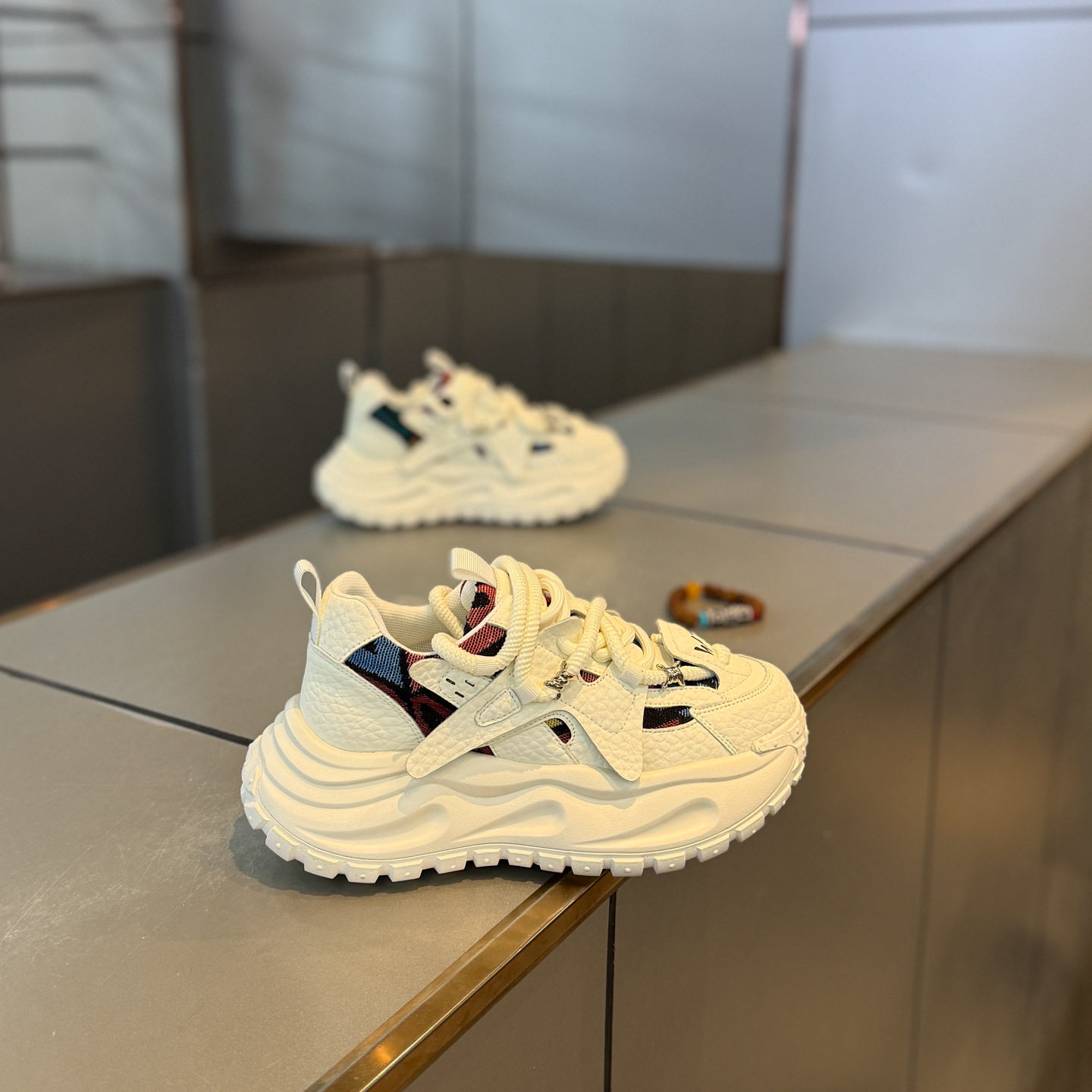 痞帅设计感小众厚底流行男鞋高级感轻奢男士鞋子2026年休闲鞋