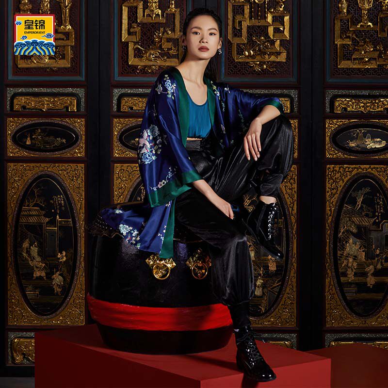 皇锦真丝手绣团花外披-仙鹤HJ23035