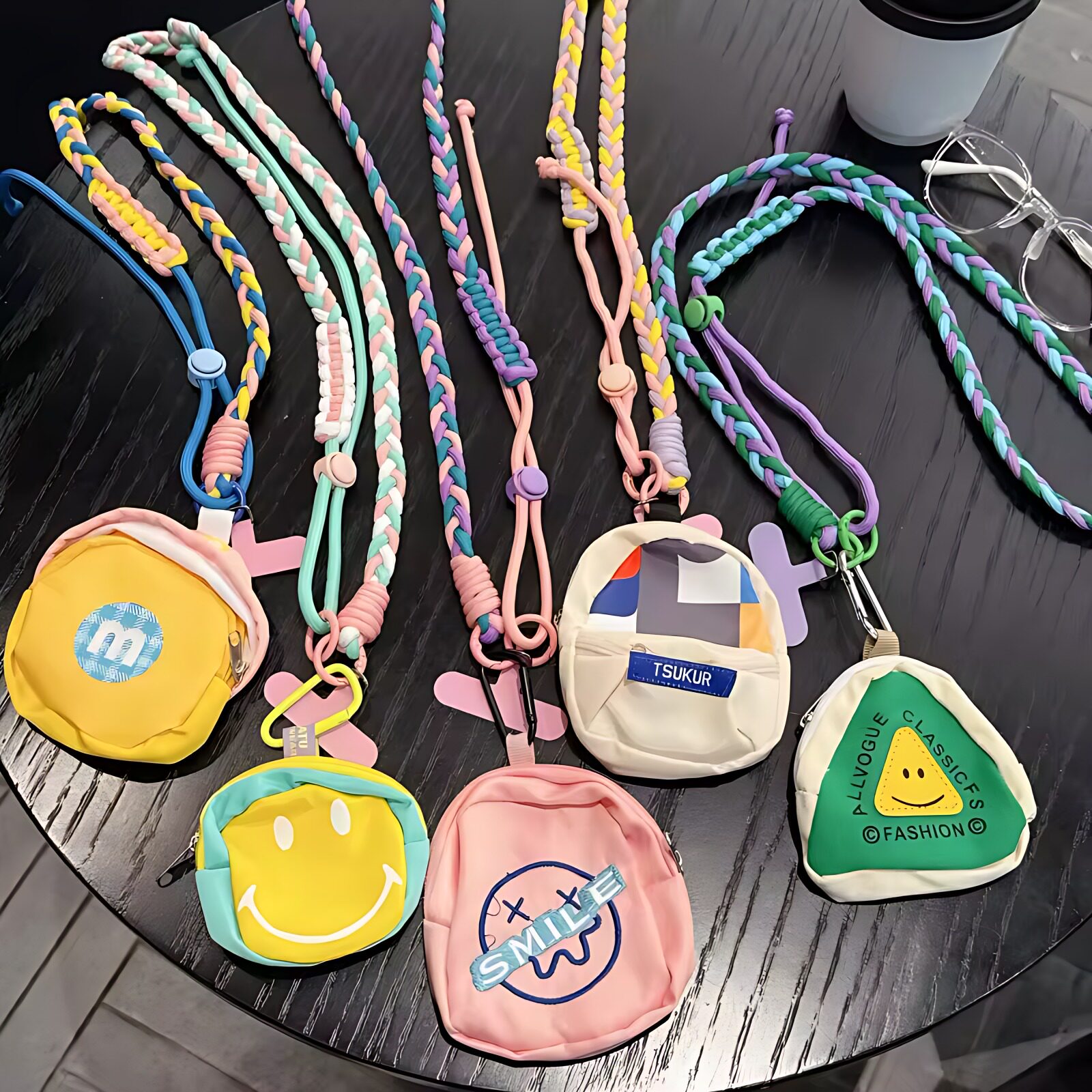 创意ins零钱包手机挂绳斜挎可调节肩背挂脖户外旅游防丢侧背挂链
