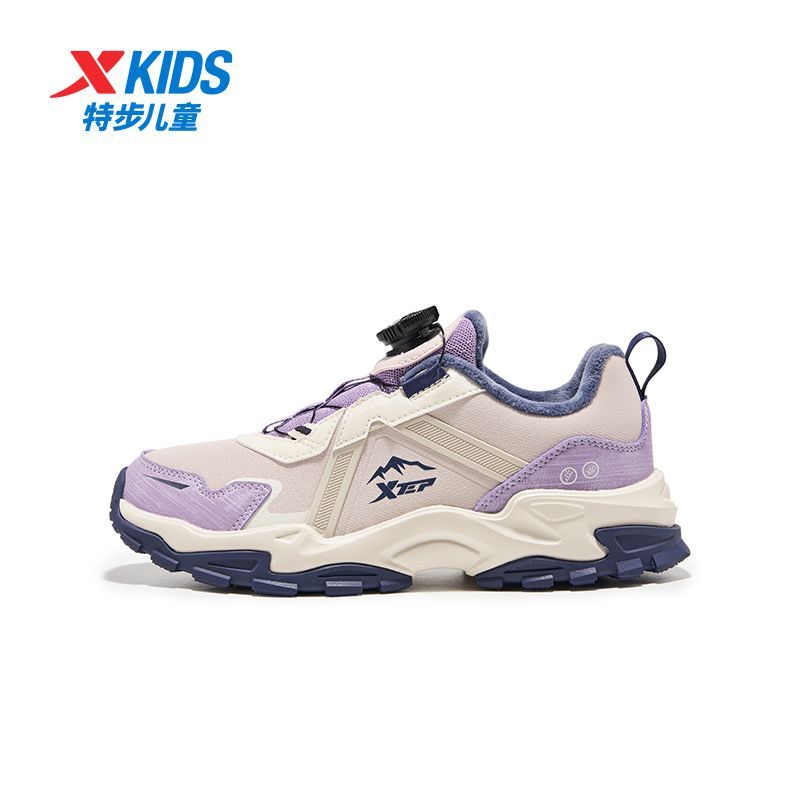 特步童鞋冬季女童中大童旋钮扣革面加绒防滑缓震保暖运动休闲棉鞋