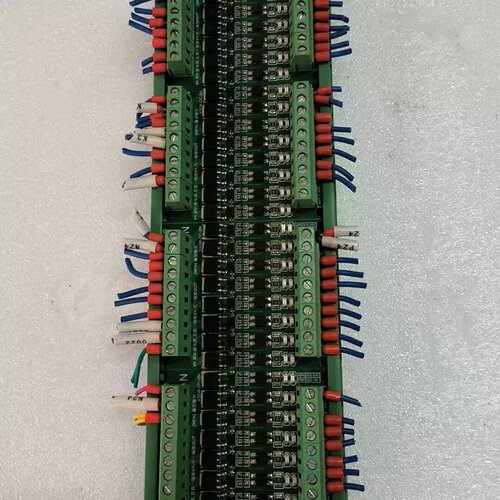 售前询价拆机XSGK-DC-8N/输出功率放大中继IO隔离板电磁