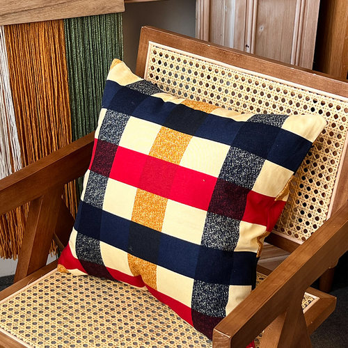 英伦风抱枕客厅高级感装饰沙发枕头靠垫靠枕卧室床头格子抱枕芯