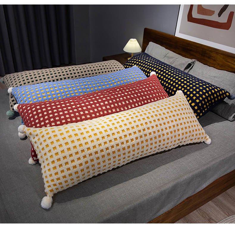 美式复古多色羊羔绒沙发靠垫腰枕双面带毛球女生睡觉抱枕圣诞礼物