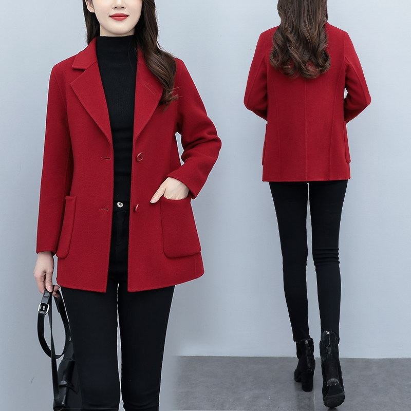 毛呢西装外套女2025年秋冬新款中年妈妈洋气修身小个子呢子大衣女