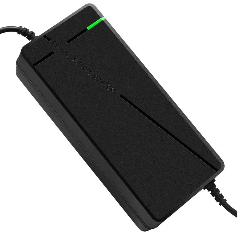 72V8A锂电池电动车充电器84V88.2V87.6V5A8A三元铁锂大功率充电机