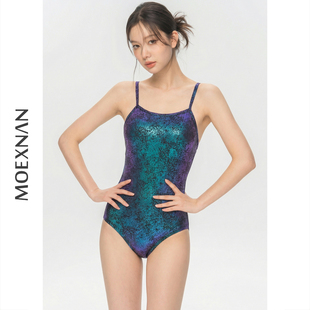 泳衣女高级感新款连体三角游泳衣泡温泉游泳馆专用竞速显瘦小胸