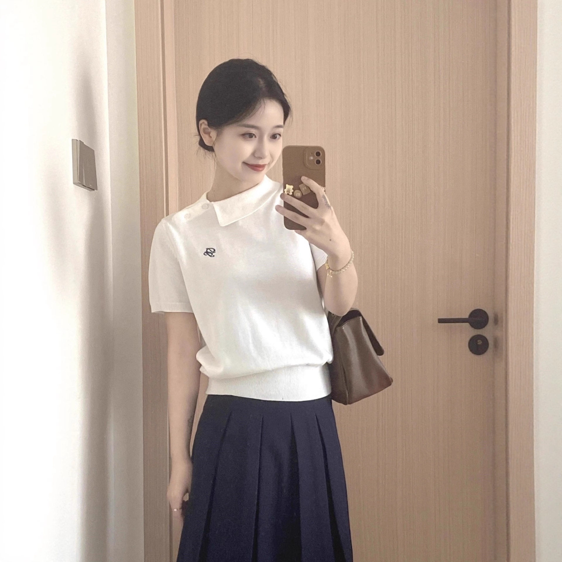 韩系白色针织短袖POLO衫T恤女夏季独特漂亮的设计感短款软糯上衣