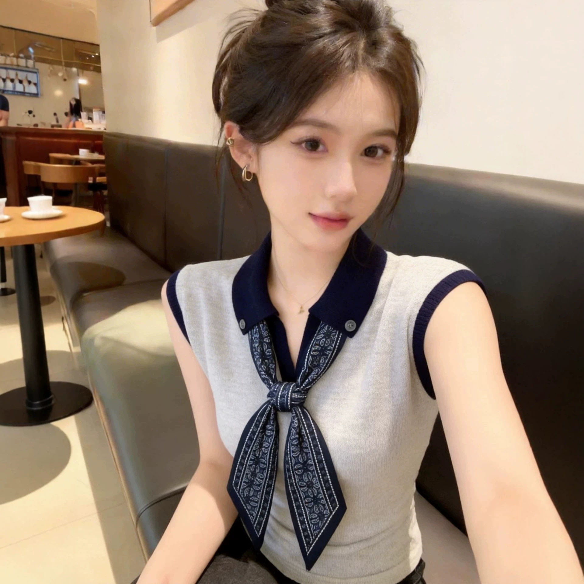 时尚撞色丝巾Polo领针织背心女2026夏季新款外穿无袖t恤百搭上衣