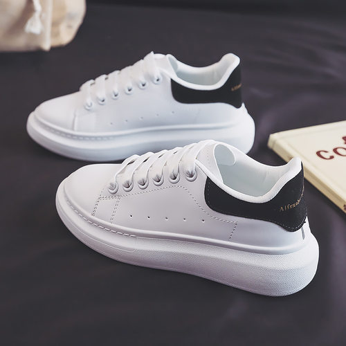 2023年新款平跟软底小众小白鞋女ins爆款网红百搭板鞋ins运动球鞋
