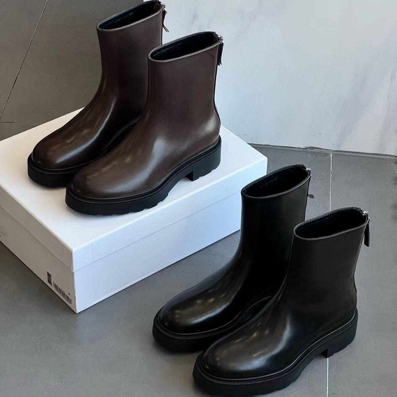 英伦风真皮厚底切尔西靴