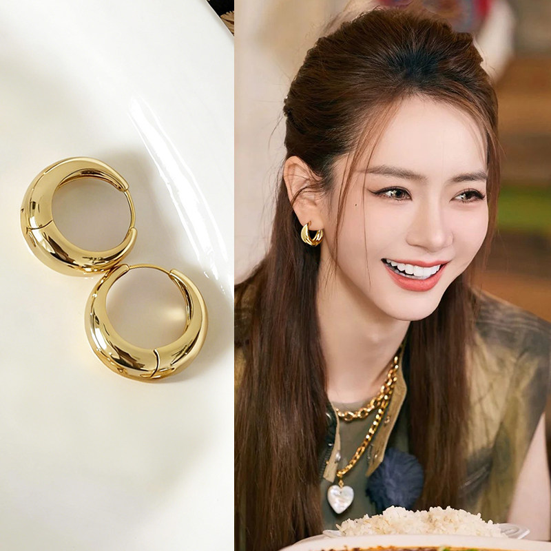 简约金色素圈耳环女款2025新款水滴耳扣轻奢高级感耳圈欧美风耳饰,饰品/流行首饰/时尚饰品新,耳环,淘宝优惠券,粉丝福利购,淘宝优惠卷