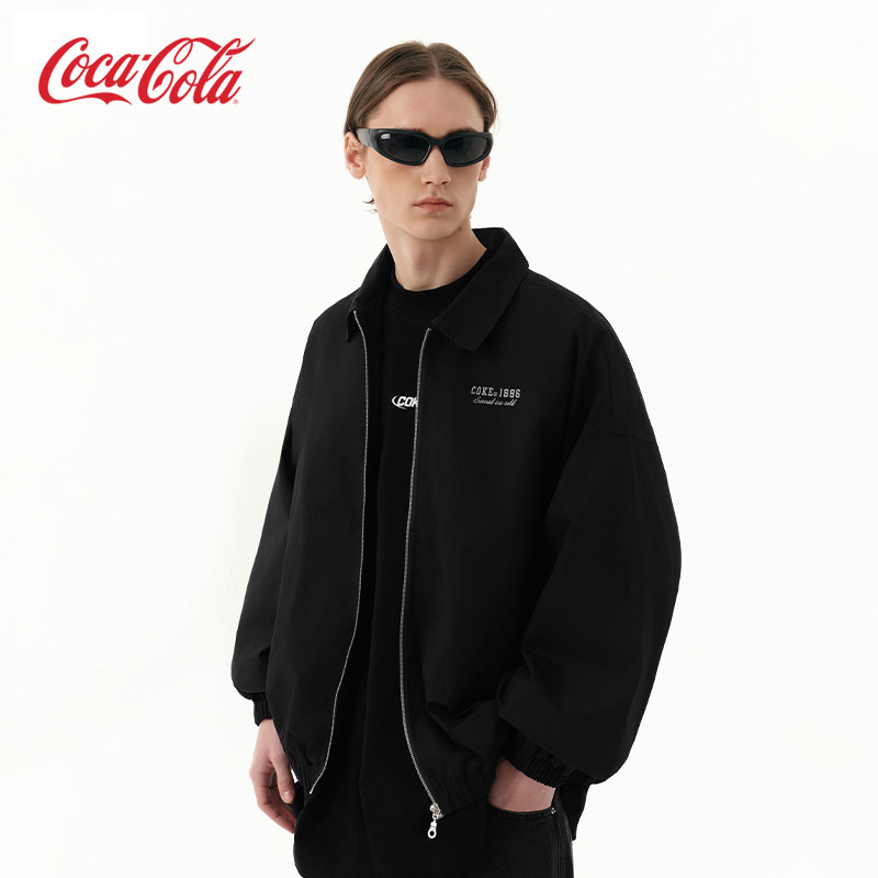 Coca－Cola/可口可乐基础款刺绣美式廓形翻领夹克外套 男女同款,男装,夹克,淘宝优惠券,粉丝福利购,淘宝优惠卷