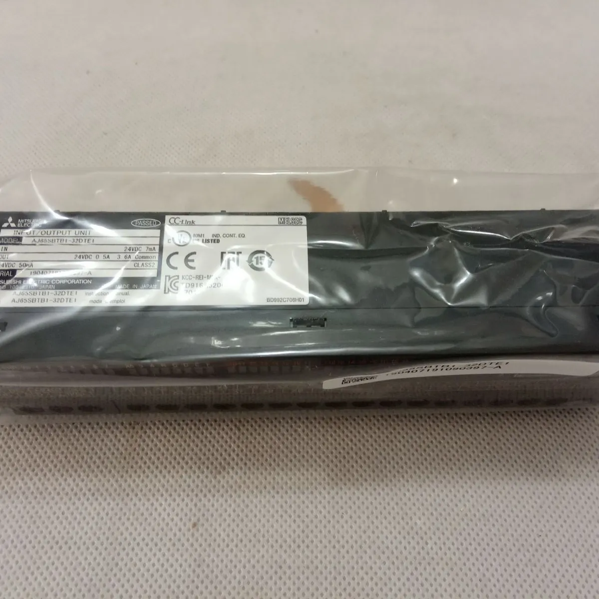 仪价AJ65SBTB1-32DTE1三菱CC-LINK输入输出模块