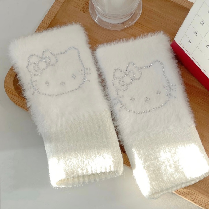 HelloKitty半指手套仿貂毛kt猫防寒可触屏学生防冻骑车可爱开车女