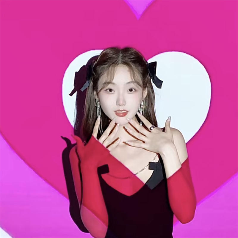 ins风抖音小红书爱心发射投影灯拍照道具少女自拍投影仪礼物氛围