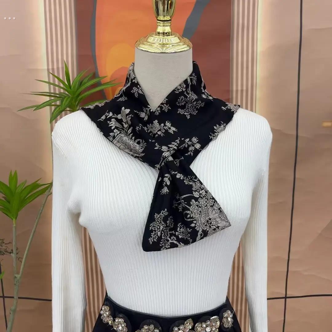 新款德绒带兜护颈围脖防寒百搭脖套防风保暖围巾保暖护颈长巾