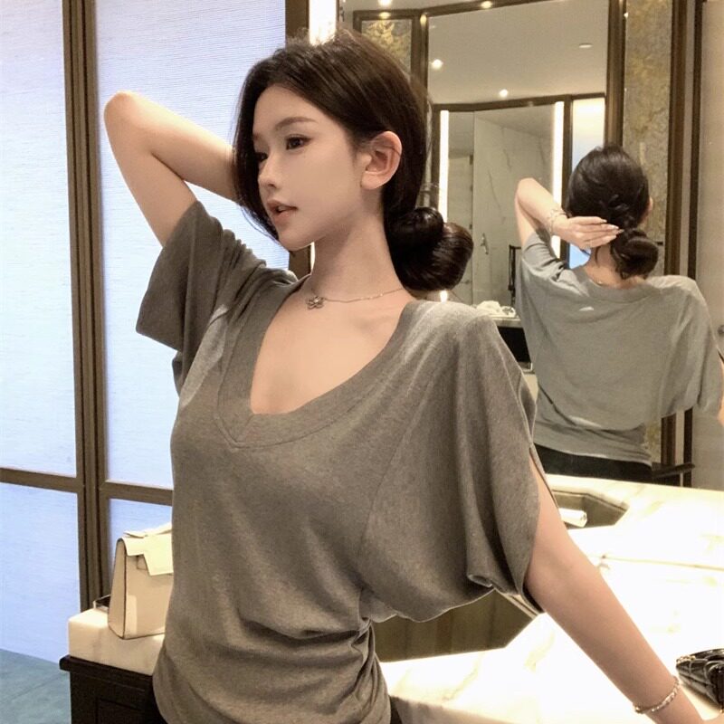 灰色V领蝙蝠袖短袖罩衫T恤女夏季慵懒设计感宽松收腰显瘦防晒上衣