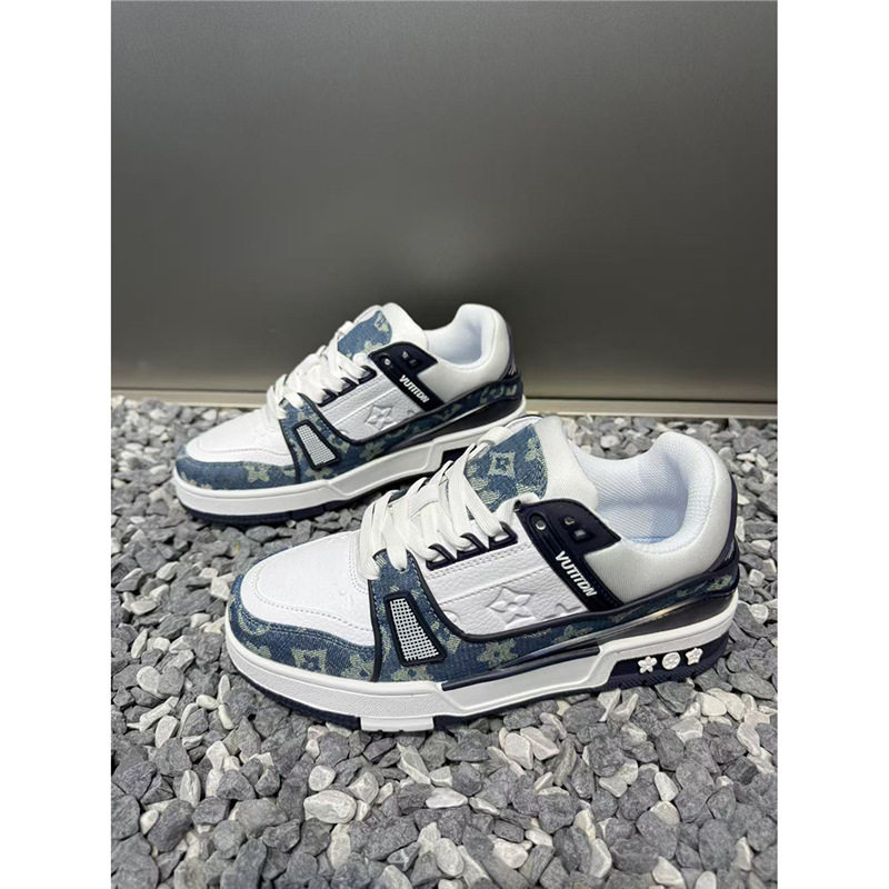 男鞋2025秋季新款大码休闲鞋舒适轻便运动鞋防滑透气潮流男款板鞋