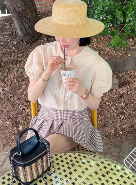 HELDER现25夏款纯色气质休闲百搭蕾丝花边娃娃领泡泡袖短袖衬衫女