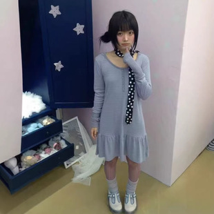 expired girl现货26款条纹荷叶边连帽长袖U领连衣裙宽松显瘦A字裙