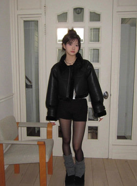 modimood现货25秋款韩国东大门设计师不规则纯棉纽扣三分裤短裤女