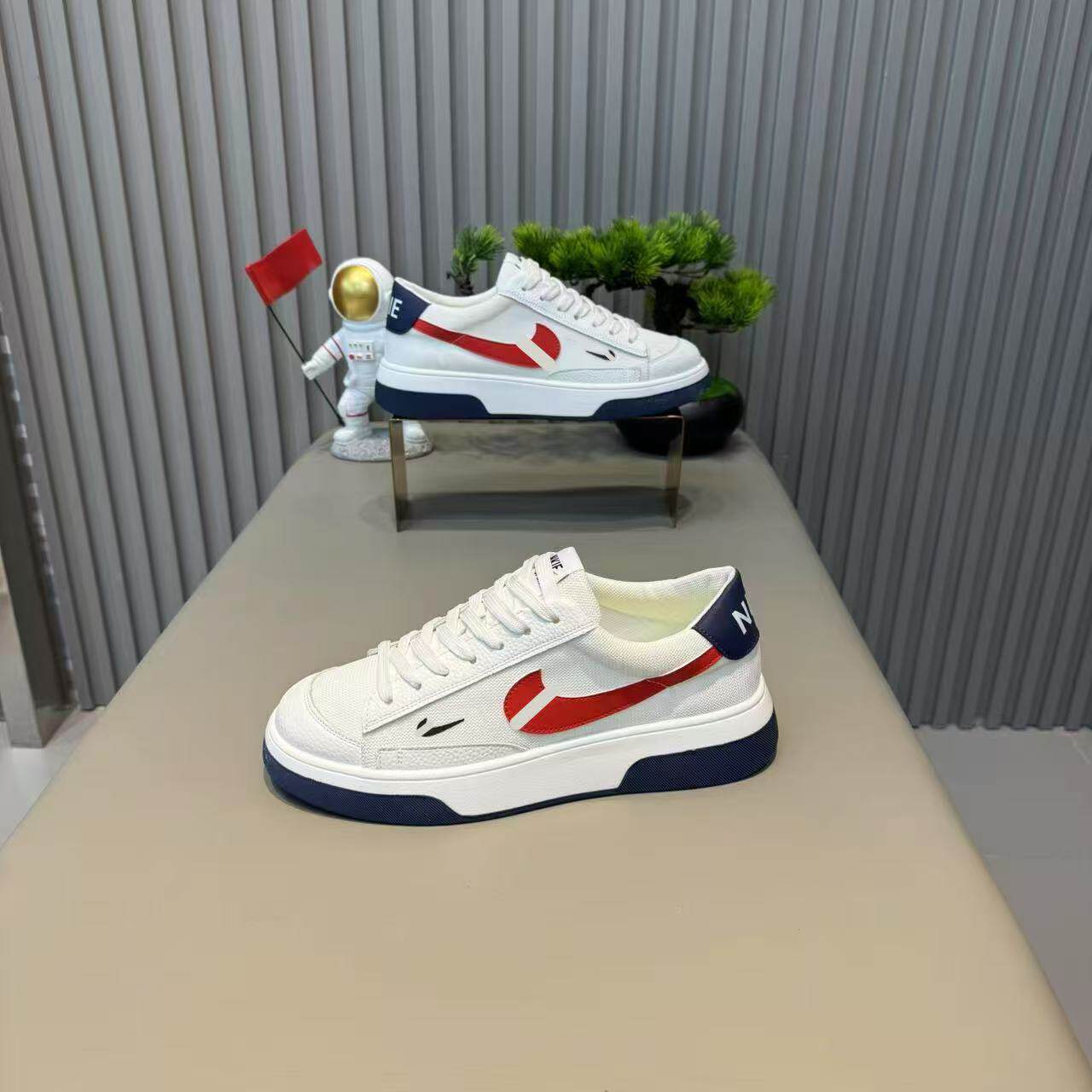 2025夏季新款潮流拼色经典百搭舒适耐磨防滑轻便厚底时尚男鞋