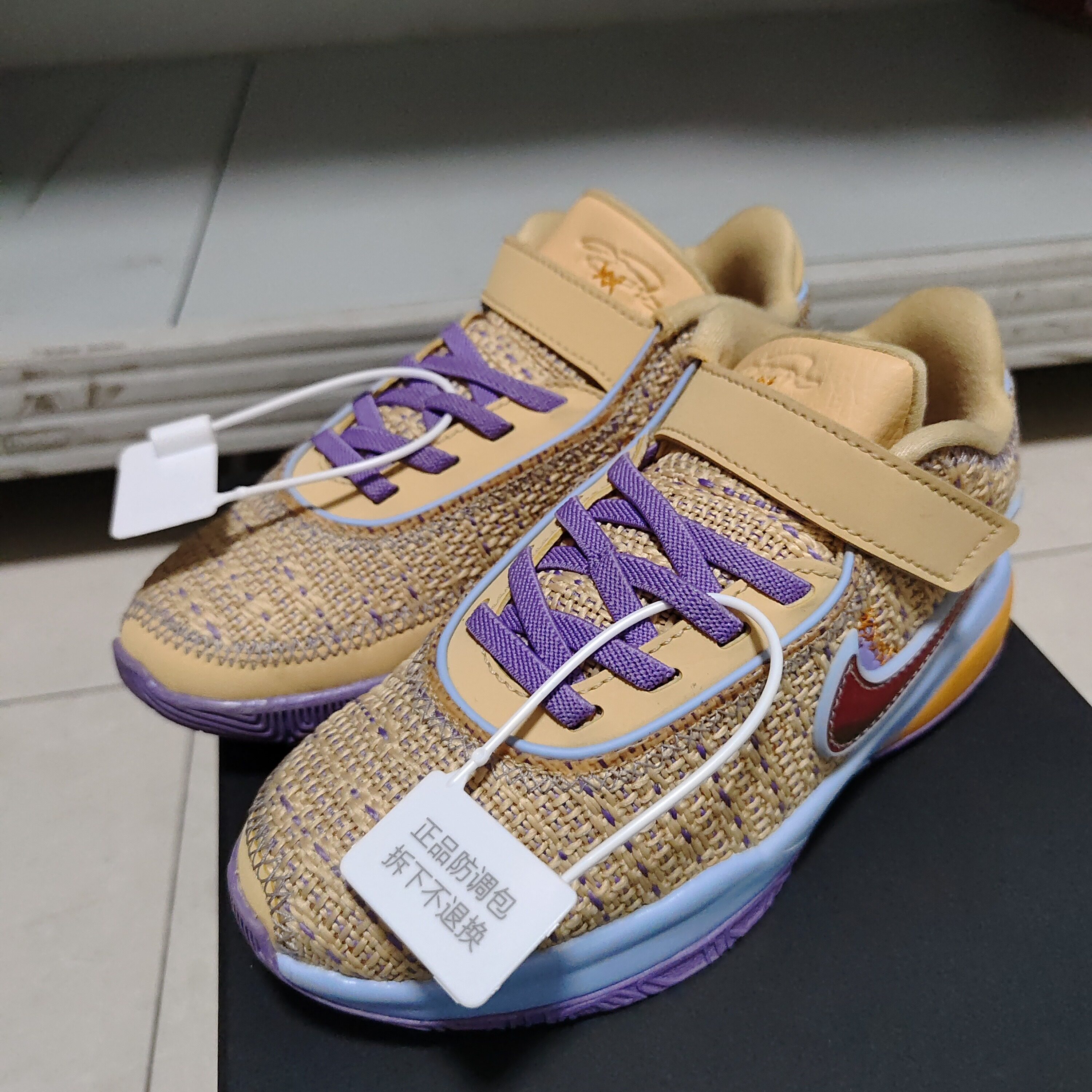 Nike LeBron 20 舒适减 DQ8648-200 广东BB主图实拍下单请看详情C