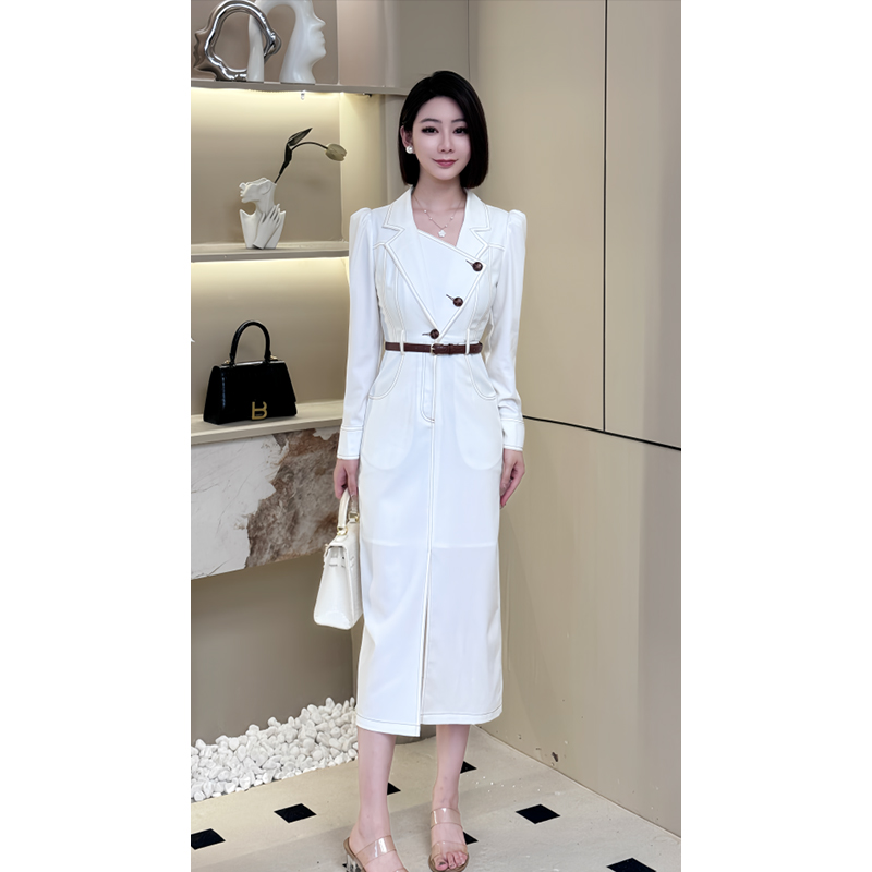 白色连衣裙女秋季2024新