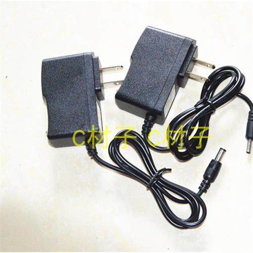 双豹LED数码探照灯8600-T6 9600 9690 9688 98 SB9695头灯充电器怎么看?