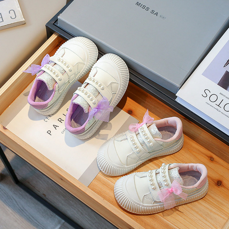 女童鞋子小白鞋2023年秋季新款可爱运动鞋小女孩软底中大童板鞋