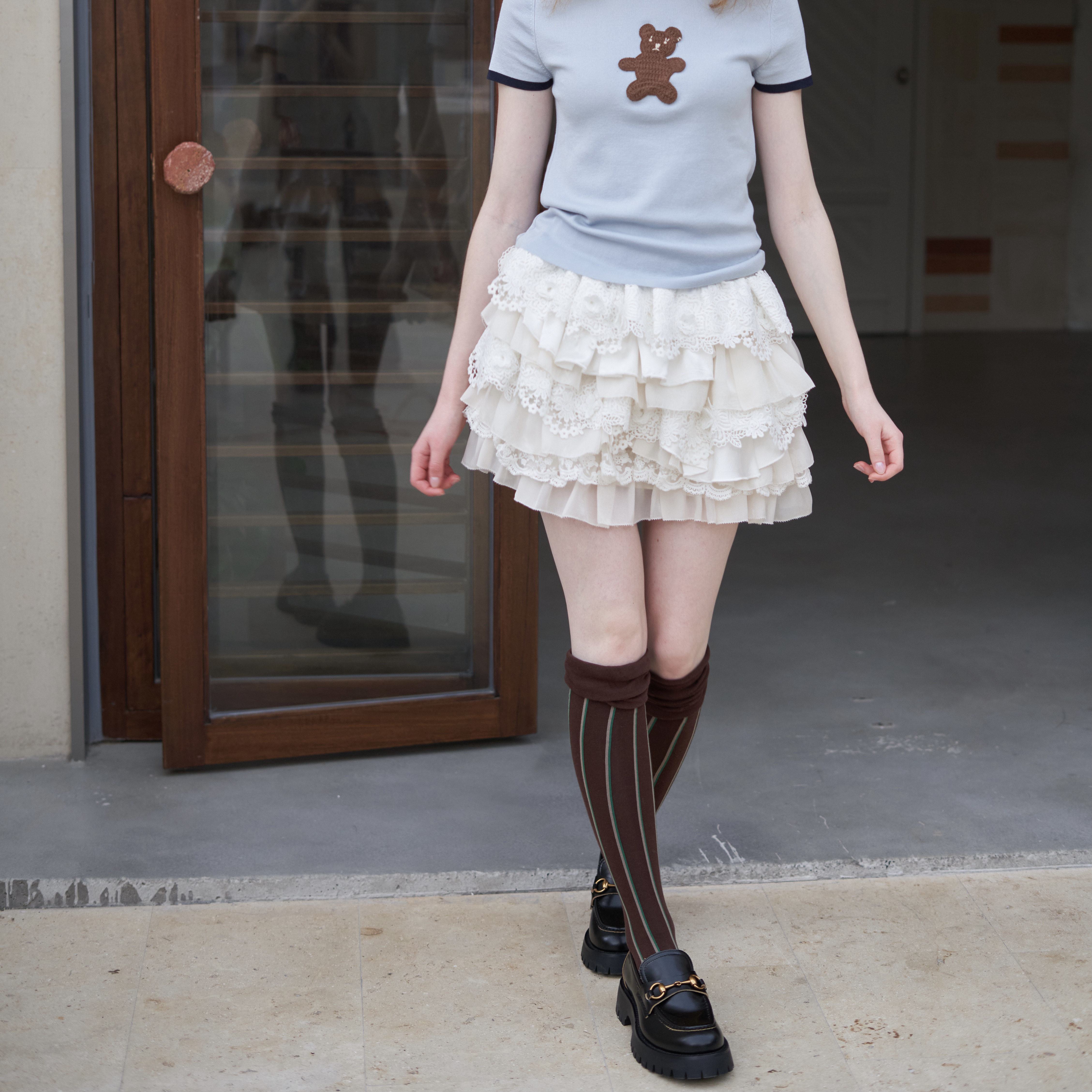 星山袋法式轻奢重工蕾丝蛋糕半身裙白色多层短裙松紧腰设计感半裙