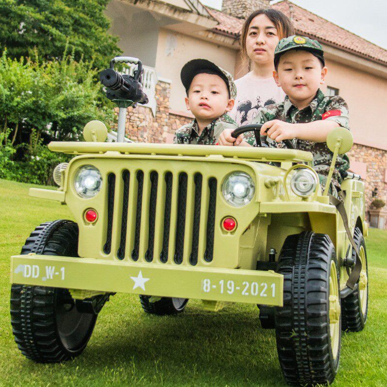 儿童电动车玩具军车可坐大人四轮双座宝宝汽车小孩遥控双人越野车