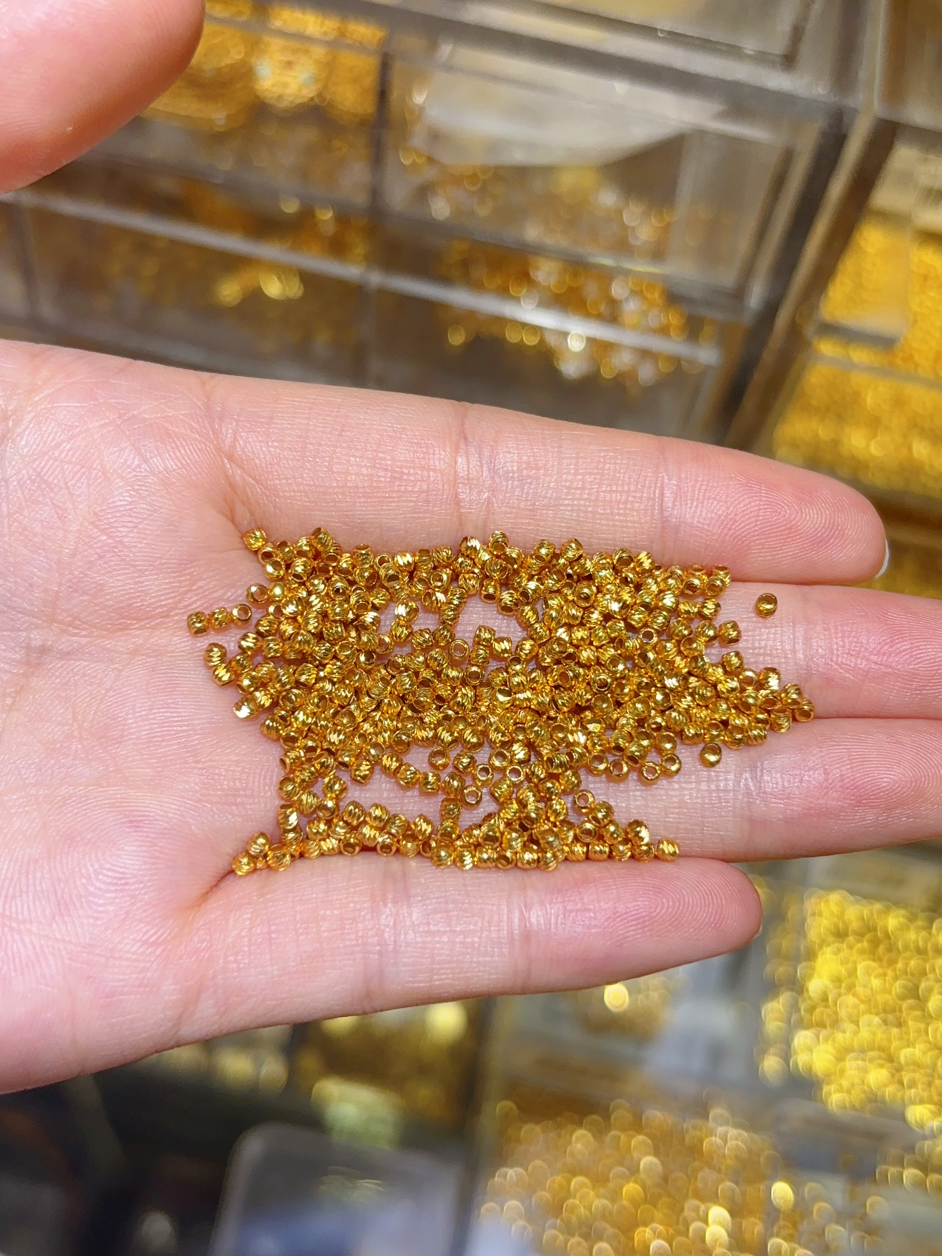 2mm斜刀珠1g（一克大约48个）图片