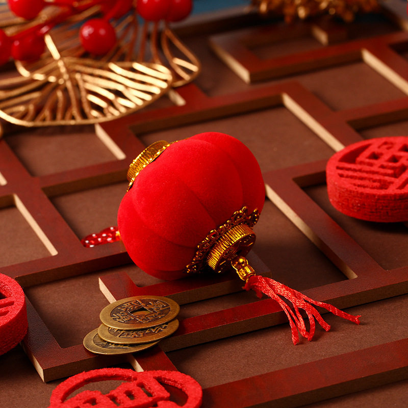 新年小挂饰小灯笼挂件户外室内树上挂串挂件装饰植绒喜庆布置批货