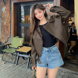 车迟恩Chien史塔克短款夹克辣妹棕色长袖秋上衣机车服PU皮外套女