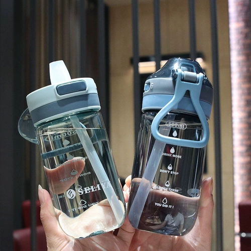 Высококачественная детская пластиковая трубочка со стаканом для молодой матери для школьников, популярно в интернете