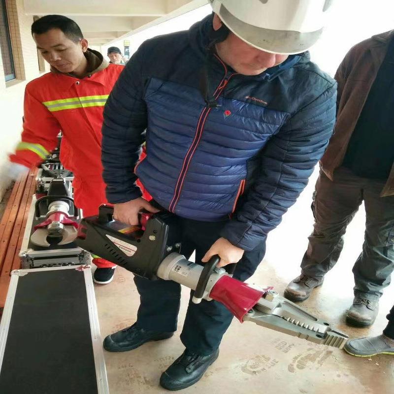 供应电动剪扩钳手提式充电款液压剪扩钳扩器救援破拆工具