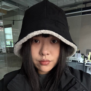 日系复古黑色麂皮绒加厚渔夫帽子女款冬季大头围保暖显脸小盆帽潮