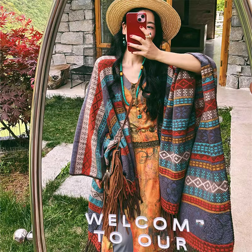云南新疆旅游民族风披肩新款出游