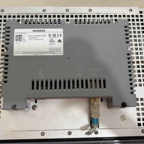 6AV2123-2MB03-0AX0 触摸屏 KTP1200 Basic 功能包好议价维修