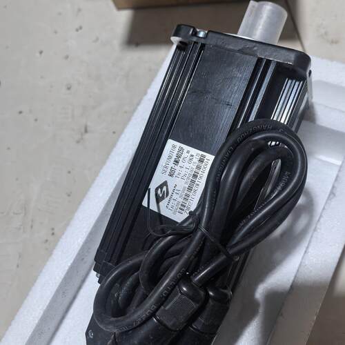 80ST-AM04025F 之山伺服电机 17bit 工业自动化配件议价维修