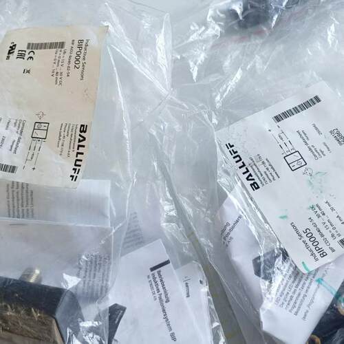 BIP0002 BIP0005 巴鲁夫电感式位移传感器议价维修