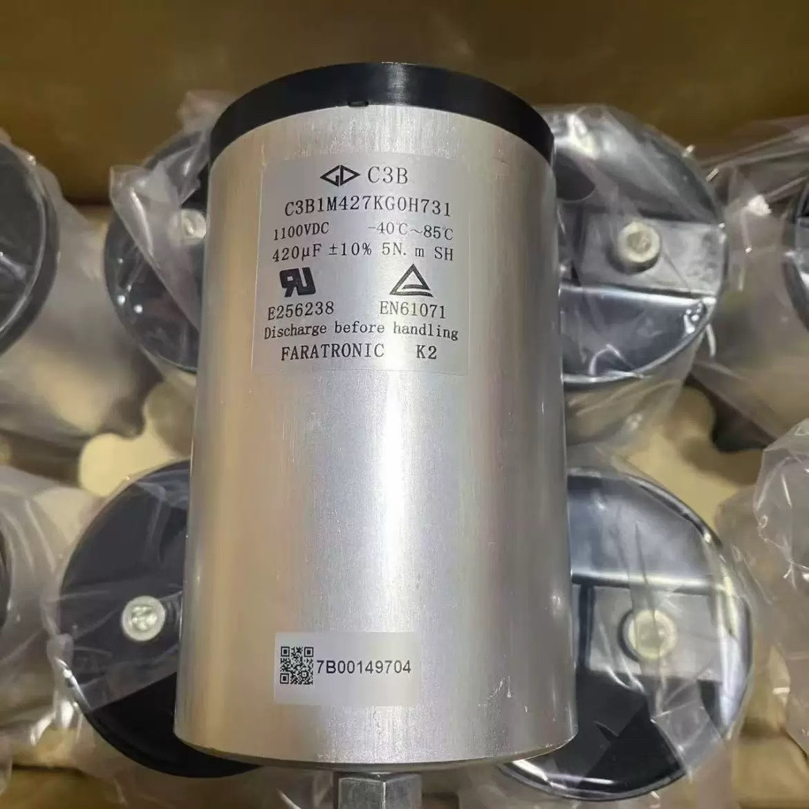 C3B1M427KG0H731 电容器 420μF 1100VDC 工业电容议价维修 - 实物图