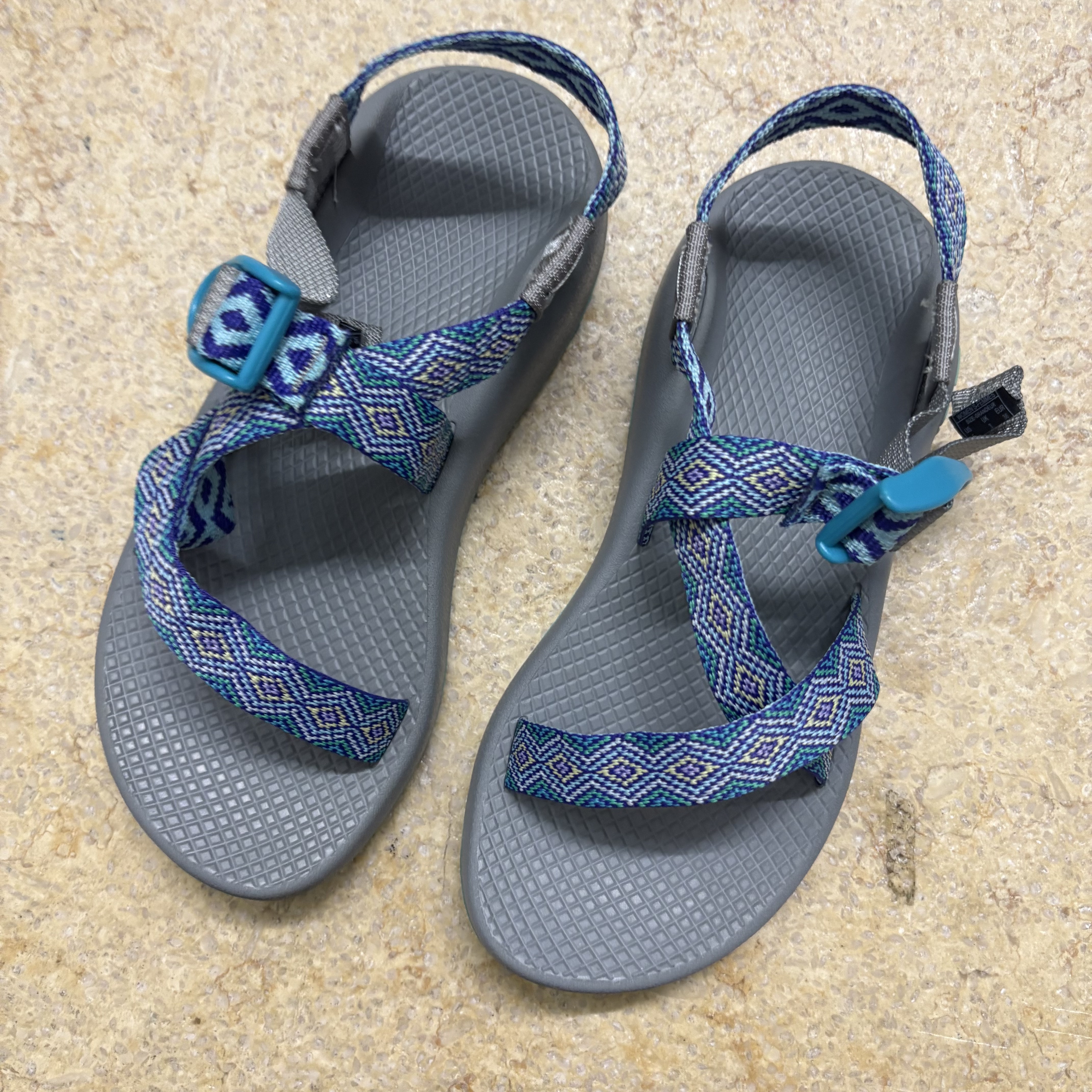 Chaco夏季户外沙滩女款露脚趾凉鞋Z1断码清仓