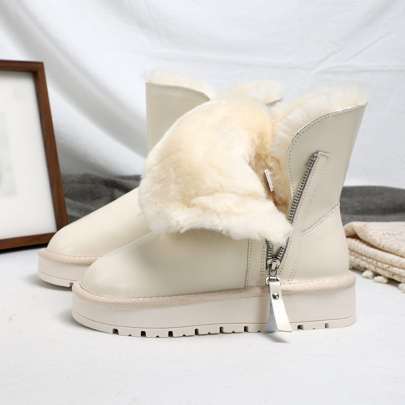 冬季新款中筒全羊毛内里雪地靴